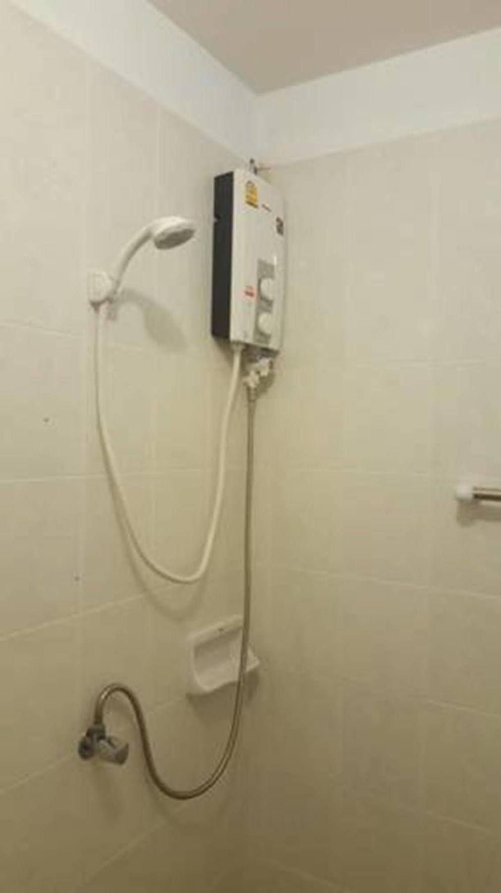 The Galiness International Backpacker Hostel Phuket Patong Dış mekan fotoğraf